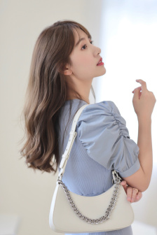 小姐好白电影
